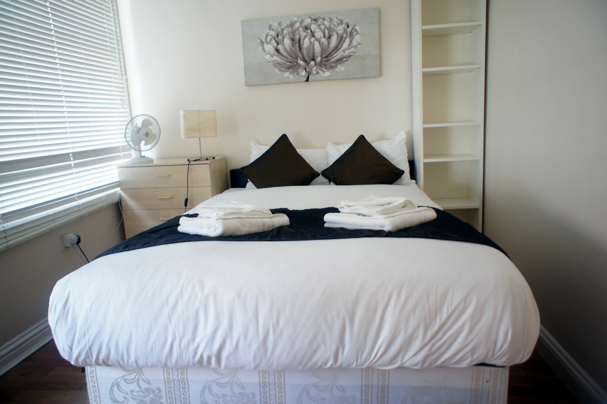 Fine Touch Apartments ลอนดอน ภายนอก รูปภาพ